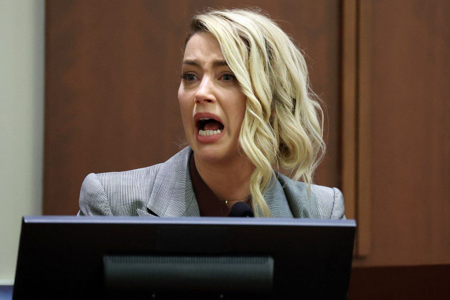 ¿Quedó pelando? Amber Heard no puede pagar a Depp