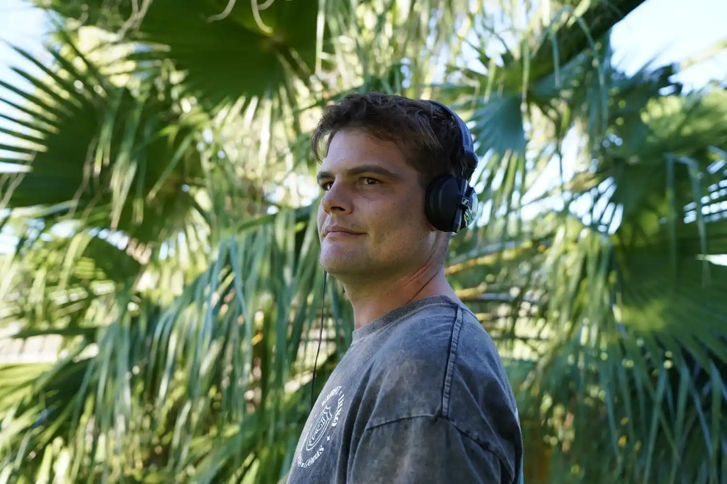 A los 31 años, Juani Buttignol combina su trabajo diario con su pasión por la música electrónica.