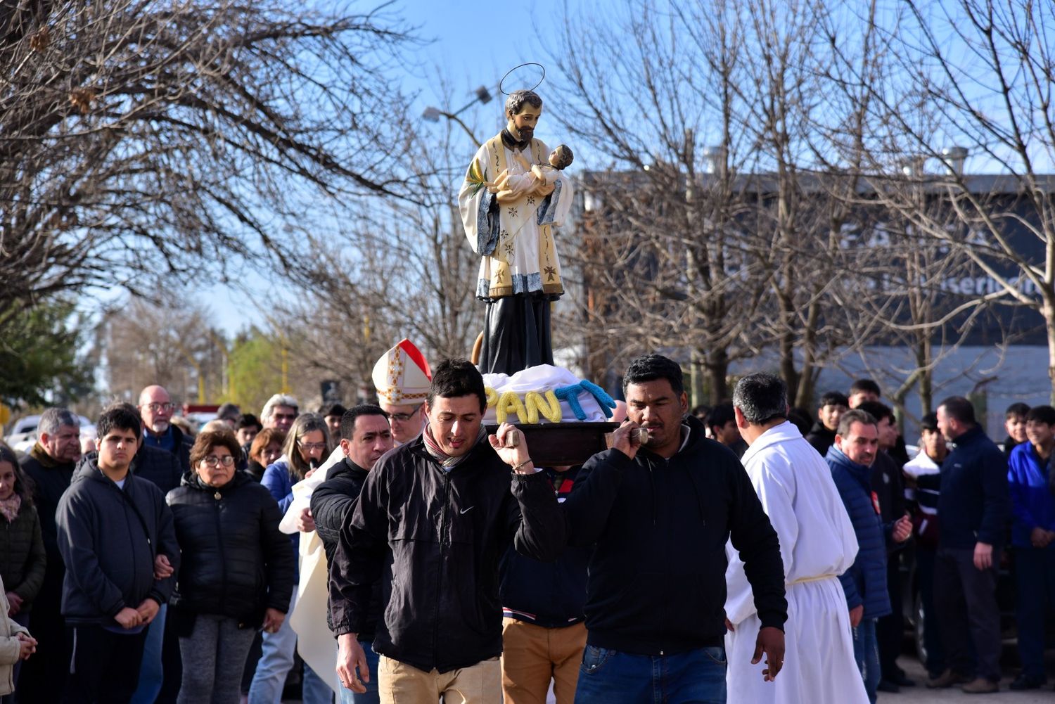 Se realizó la tradicional procesión.