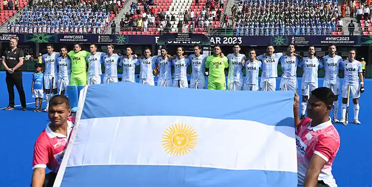 Los Leones derrotaron a Sudáfrica en el debut.