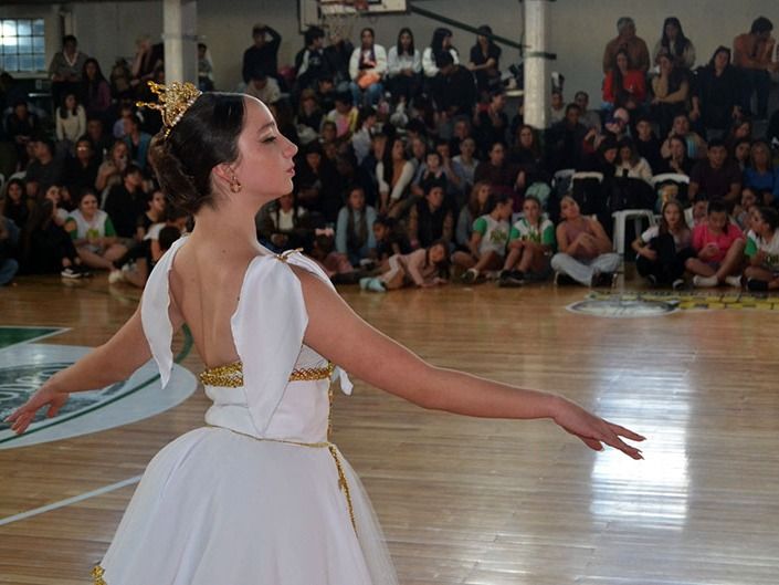 Megadanza celebró su décima edición en Gualeguay con récord de participación y alto nivel artístico