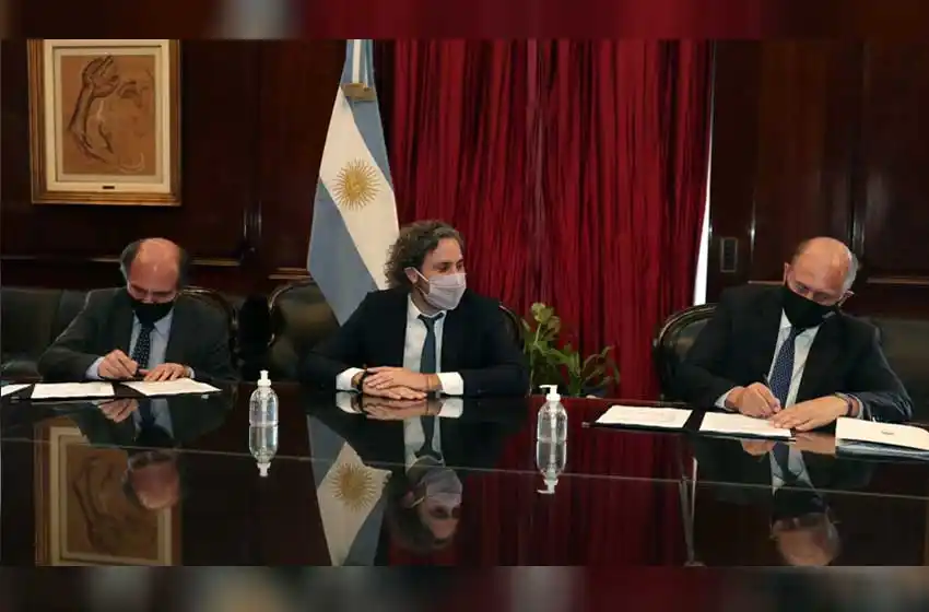 Perotti firmó con el Banco Nación un convenio para financiar a sectores productivos: «Es un día histórico»