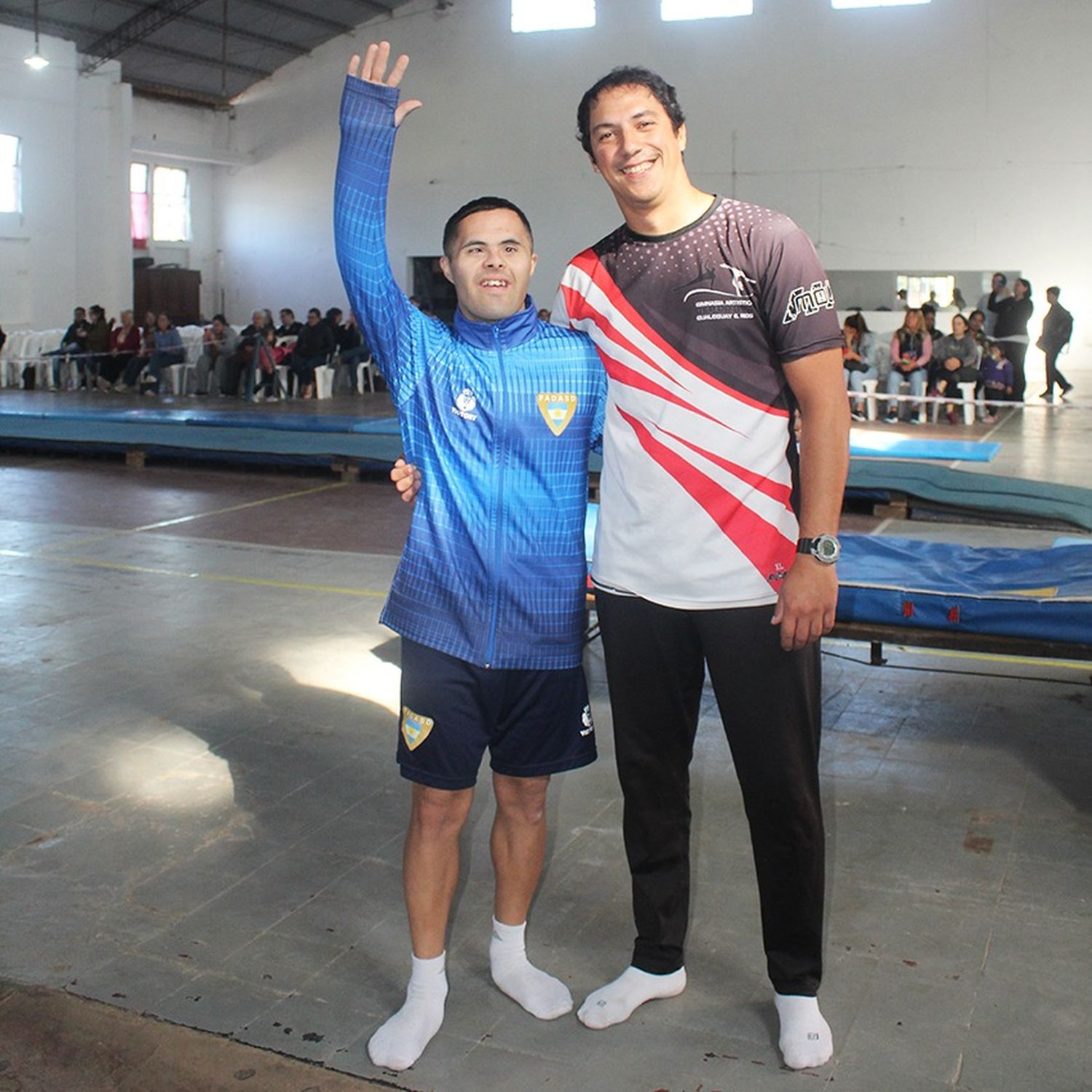 Encuentro de gimnasia artística a beneficio de Martín Reynoso en Gualeguay Central