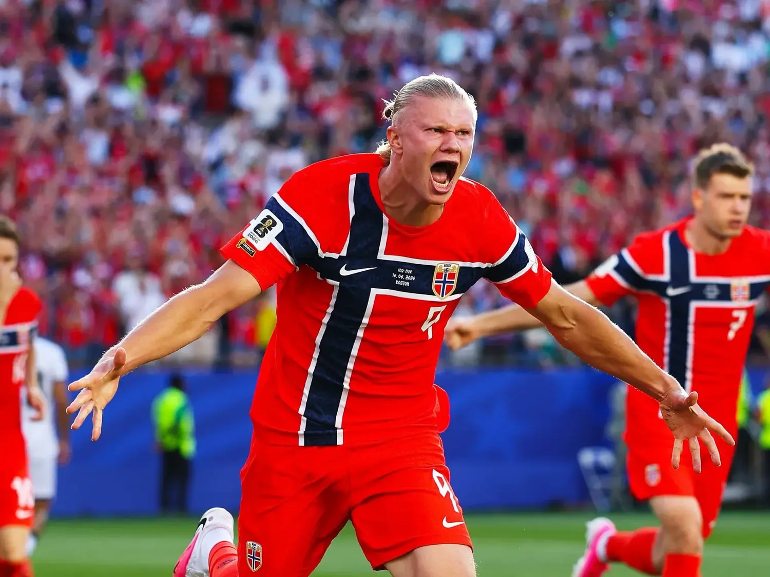 Haaland brilló en su debut y se mostró orgulloso de la histórica victoria de Noruega