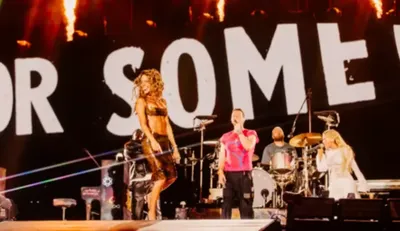 Video: Tini Stoessel deslumbró junto a Coldplay en Miami