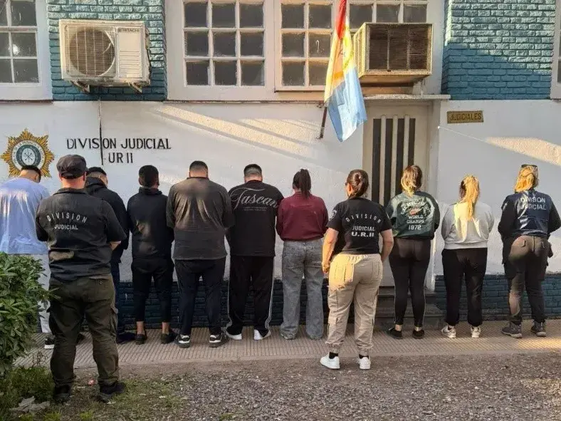 Desbarataron una banda dedicada al robo de celulares en Rosario: hay nueve aprehendidos