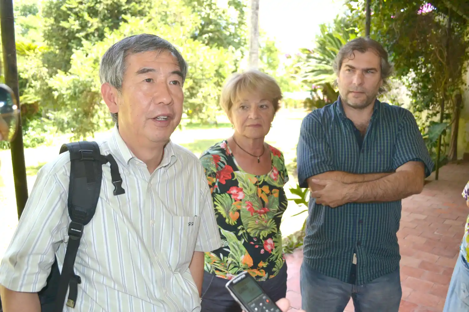 Jardines botánicos: La experiencia de dos victorienses que disertaron en China