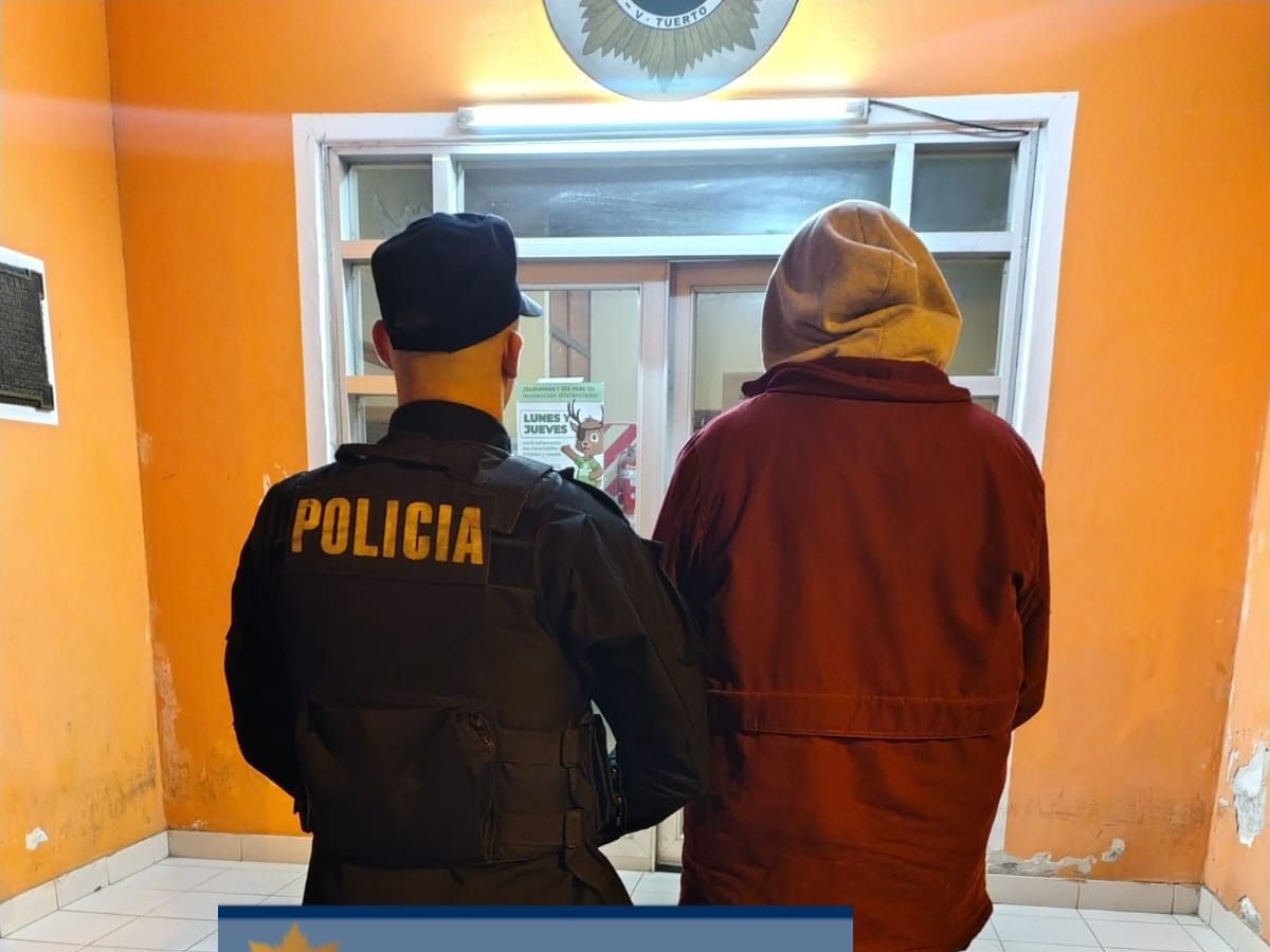 El sospechoso fue trasladado a la Comisaría Segunda de Venado Tuerto.