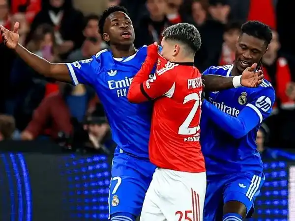 Gianluca Prestianni dio su descargo tras la acusación de racismo por parte de Vinícius Jr.