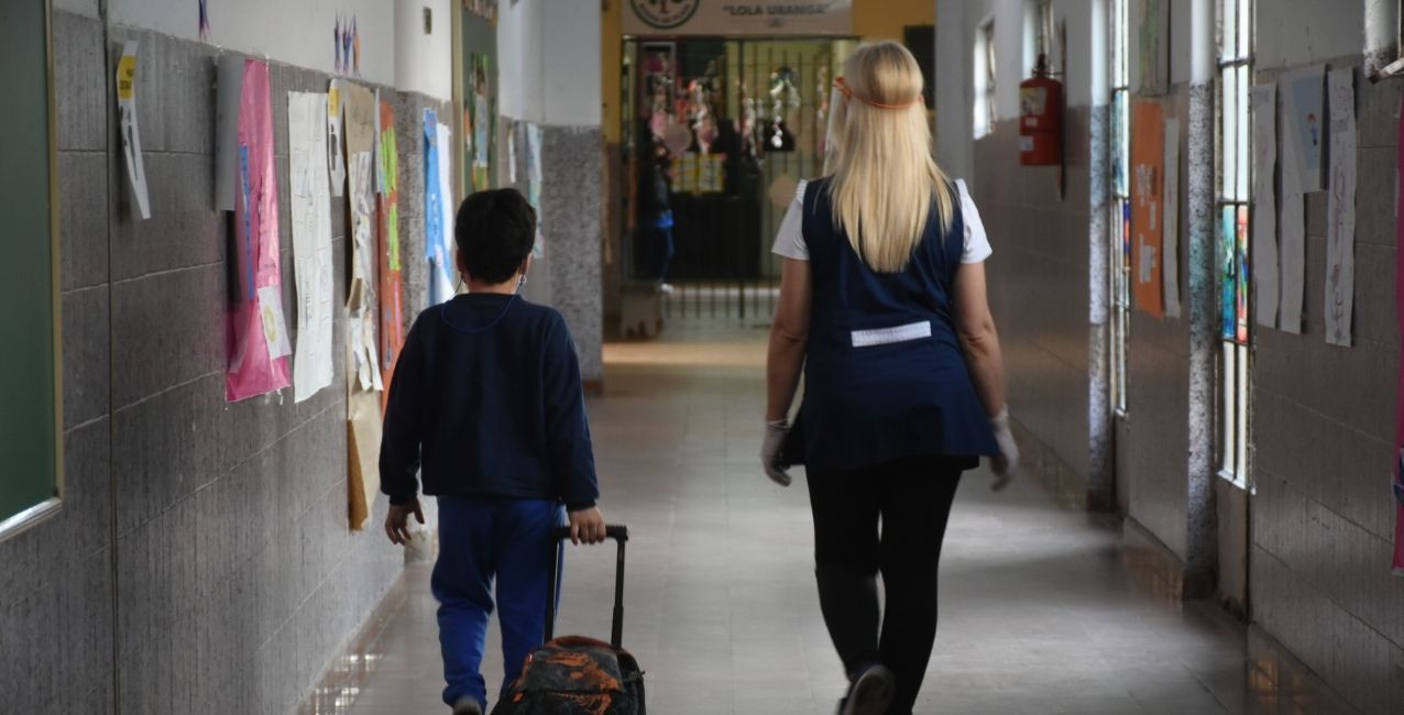 Docentes definen si aceptan o no la oferta del Gobierno provincial