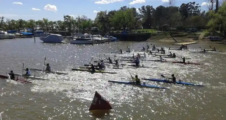 La Cooperativa Las Canaletas clasificó a dos palistas a Mar del Plata