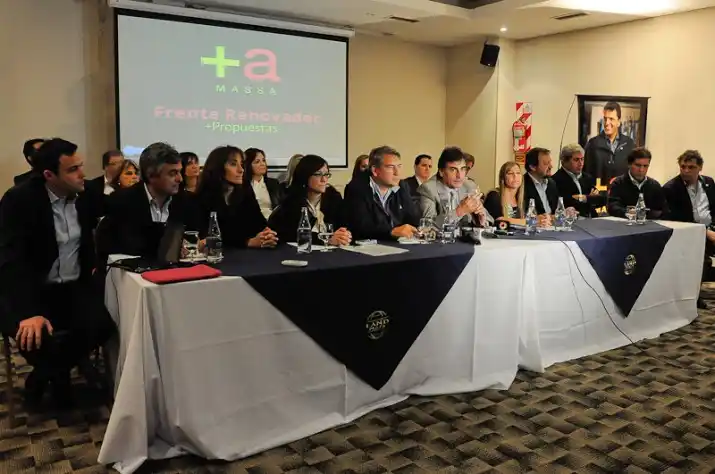 Desde el Frente Renovador sostienen que Scioli "hace propia" la agenda del massismo