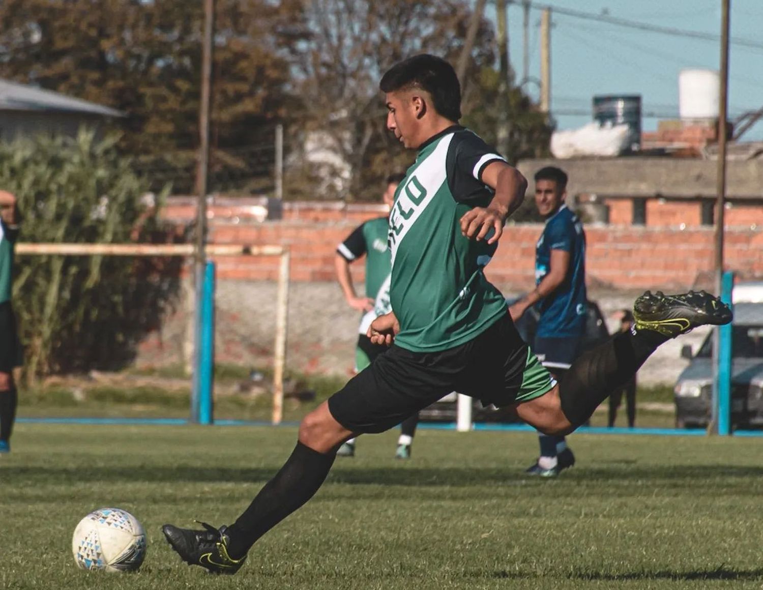 Sábado de sexta fecha en el Torneo “Roberto Crespo”