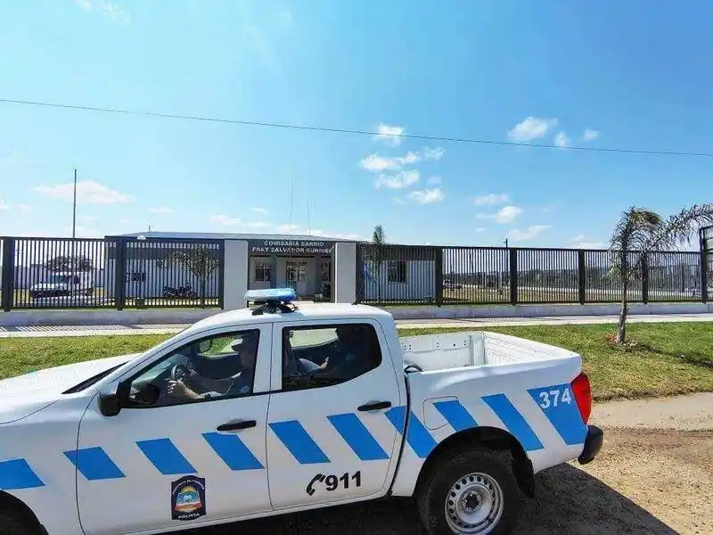 Un menor fue atacado con un arma
blanca mientras esperaba colectivo