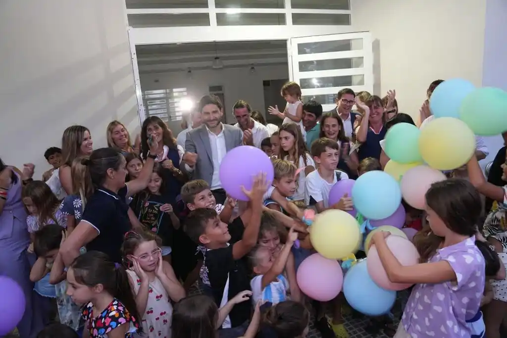 Pullaro inauguró un edificio escolar en el Departamento San Martín