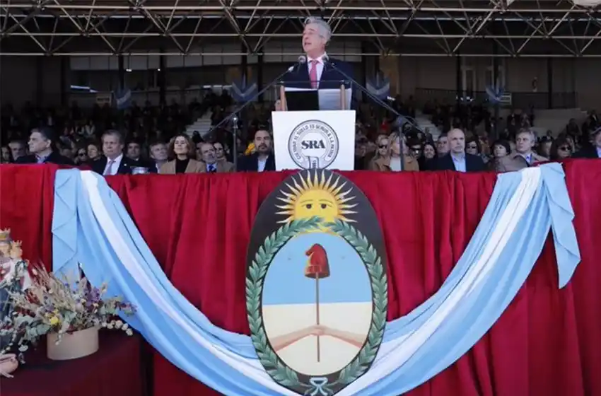 “Basta de políticas confiscatorias”, el mensaje del campo en la inauguración de la Rural