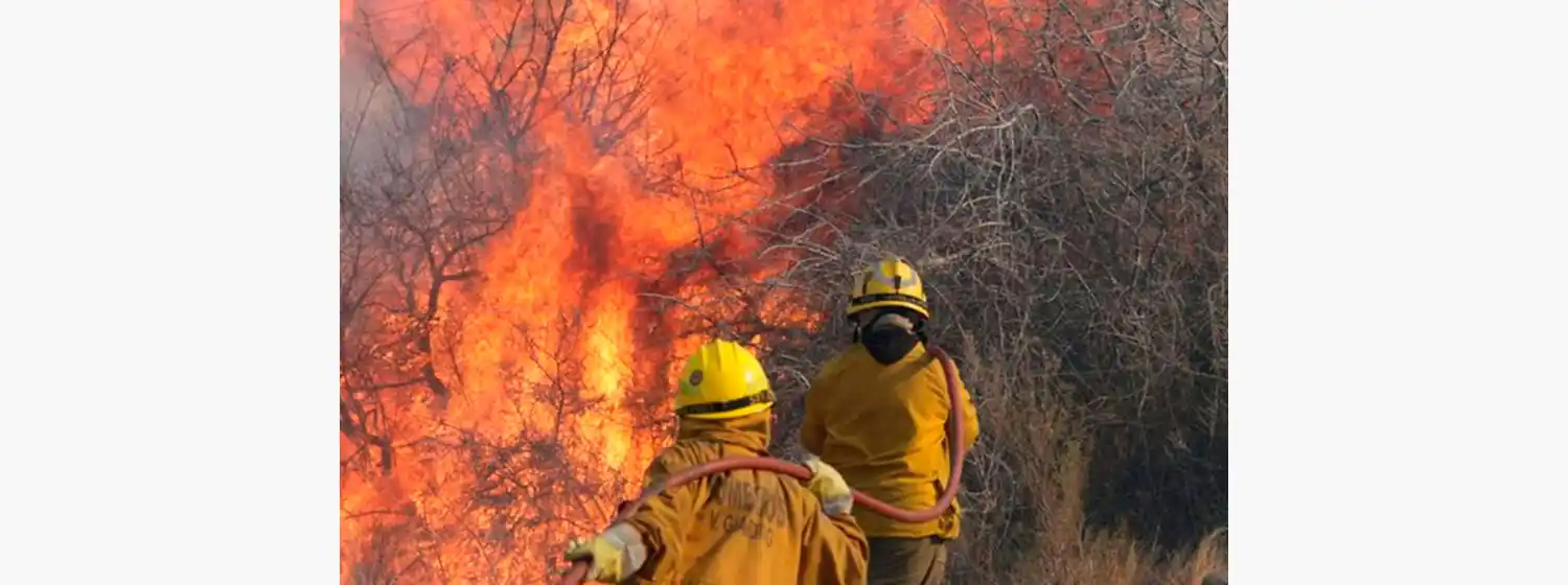 Continúan activos los focos de incendios en Jujuy, La Pampa, San Luis y Córdoba