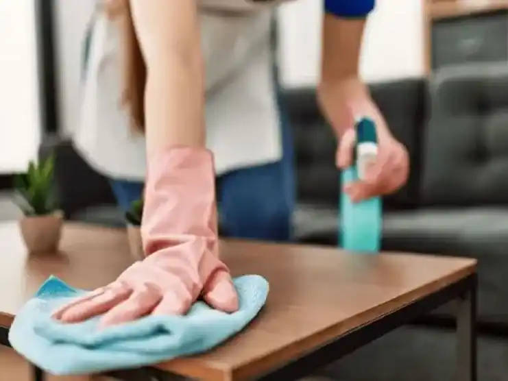 La informalidad laboral subió al 43% en el cuarto trimestre de 2025: mujeres y jóvenes, los más afectados