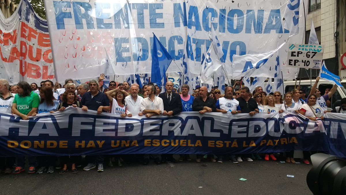 Docentes marplatenses calificaron como "histórica" la Marcha Educativa