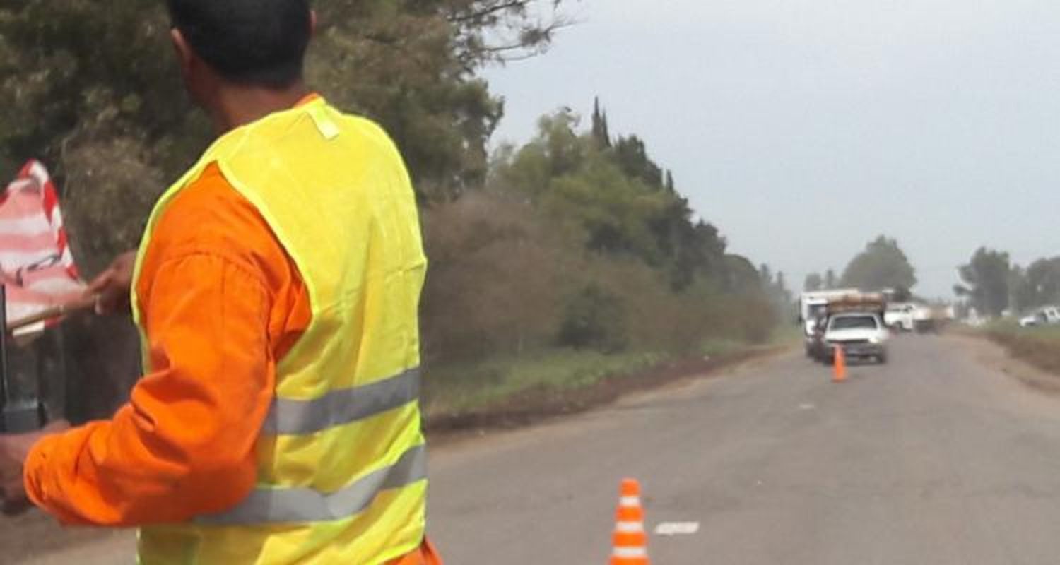 Retomaron la obra de ruta 1001 para colocar la última capa