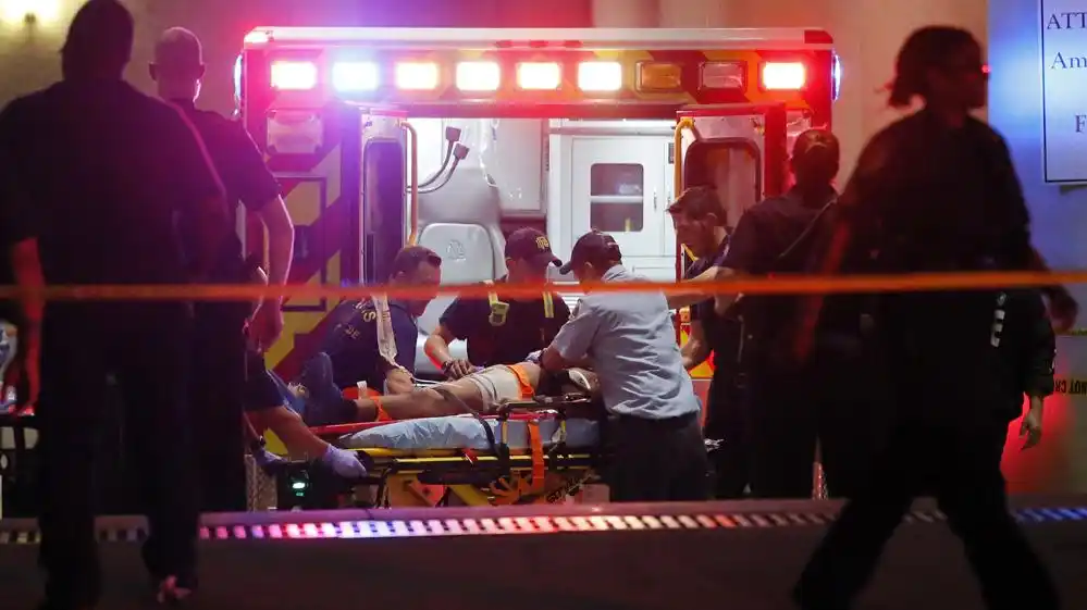 Cinco policías muertos y siete heridos en un tiroteo en Dallas