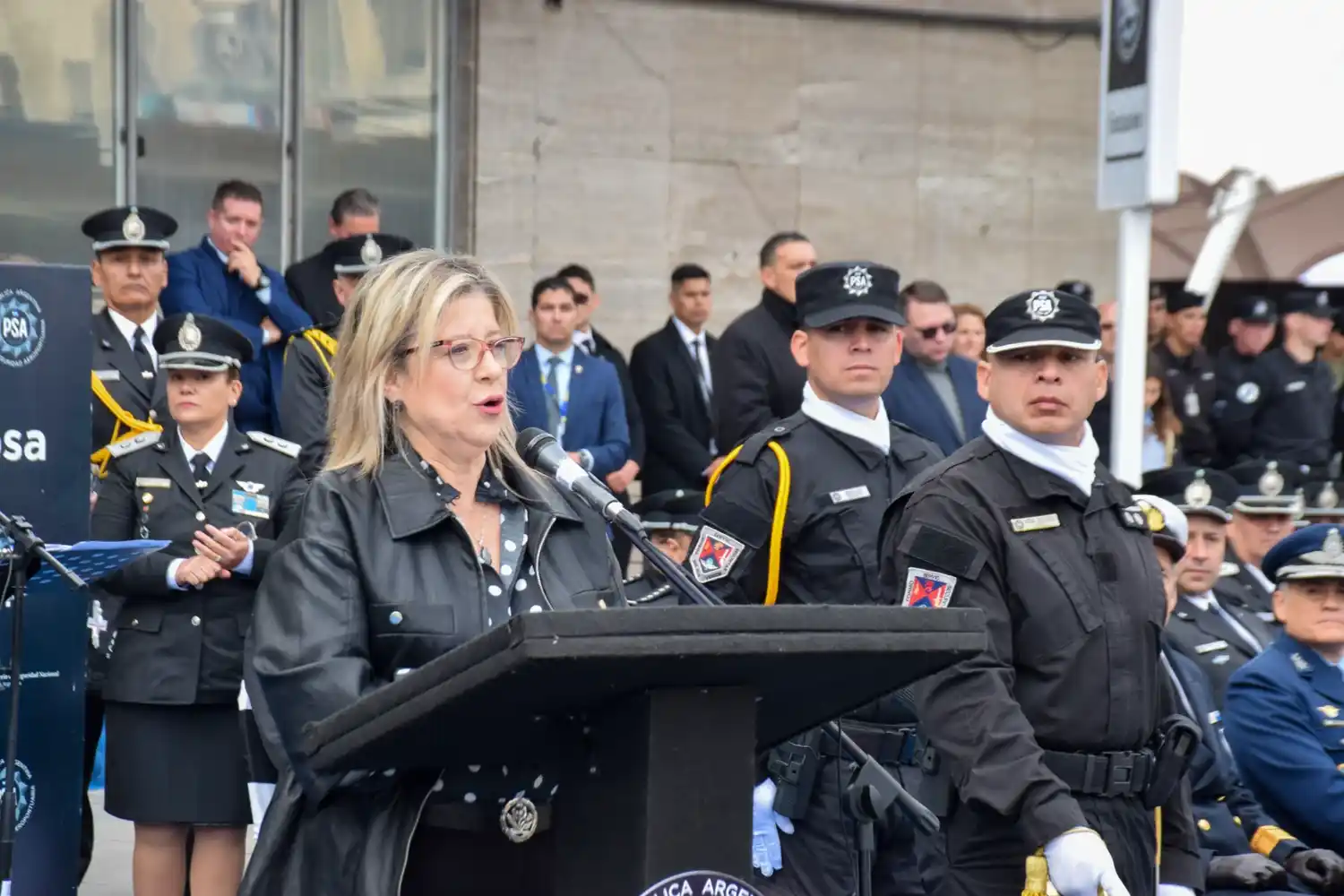 La Ministra encabezó la ceremonia.