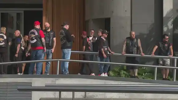 Los Hell’s Angels desataron una guerra a tiros contra otro grupo de motoqueros