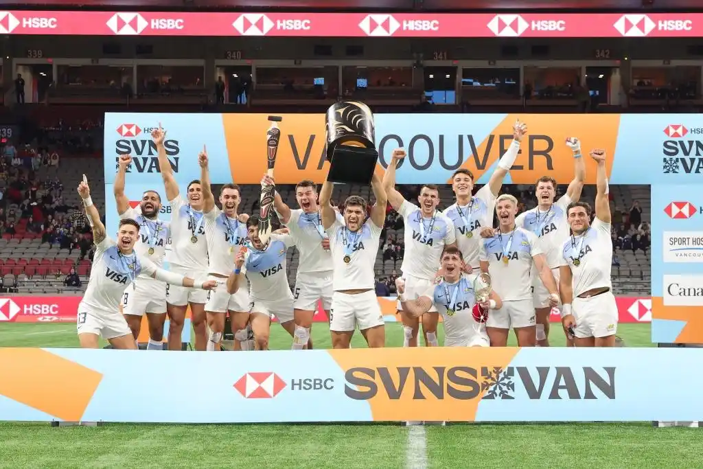 Los Pumas 7s siguen asombrando y volvieron a consagrarse en Vancouver al arrollar a los All Blacks