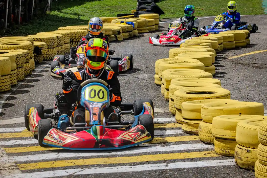 ¡YA HAY GANADORES! Más de 60 pilotos participaron en la I y II válida de la Copa Navidad de Karts