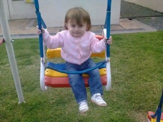 Buscan a una beba de 1 año y medio que desapareció de su casa en Arrecifes