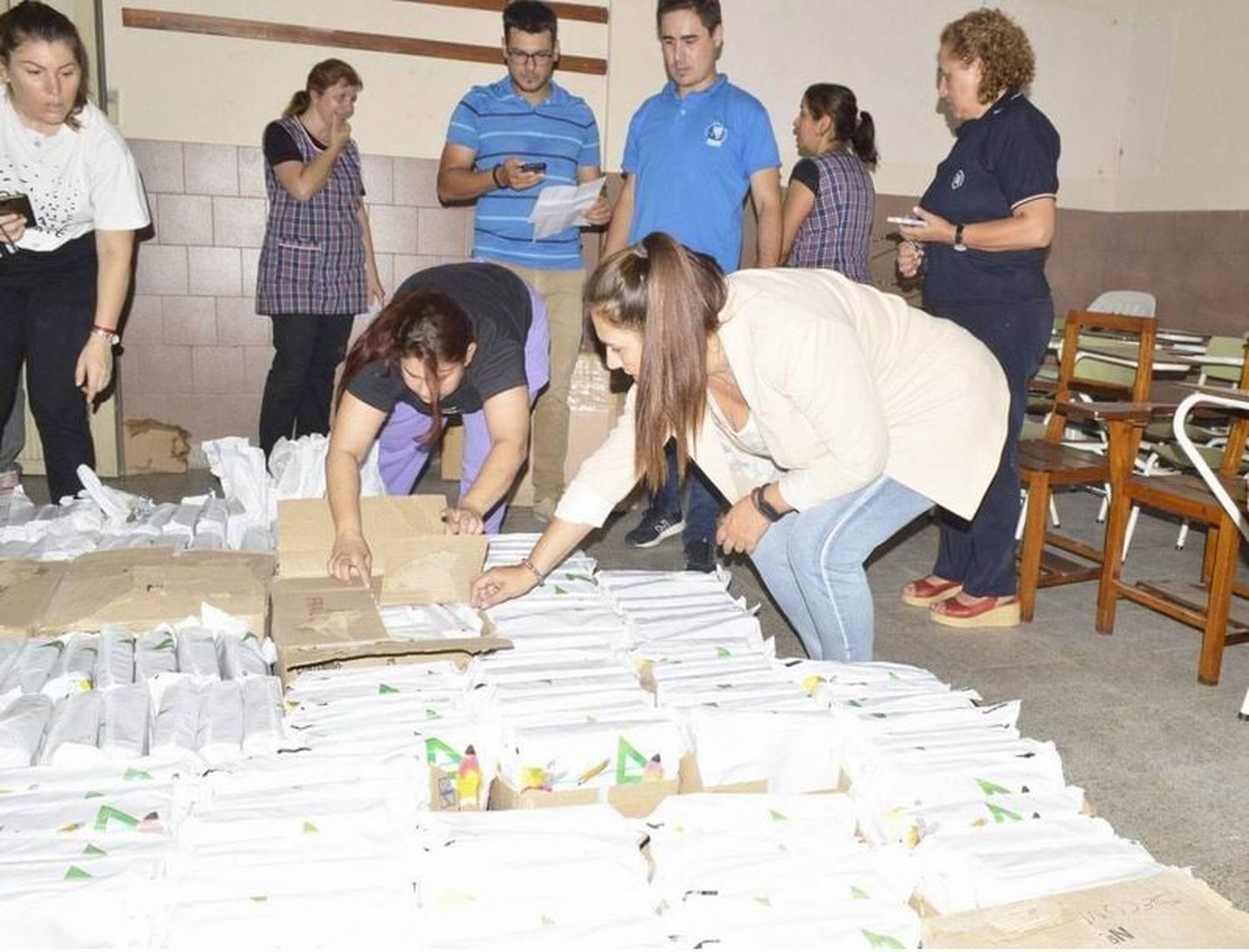 Escuelas de gestión privada agradecieron
al Gobierno la entrega de útiles escolares