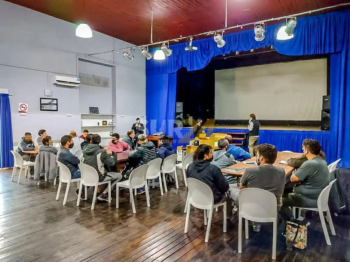 Se dictó la primera clase del Curso de Electricidad del automóvil en Melincué