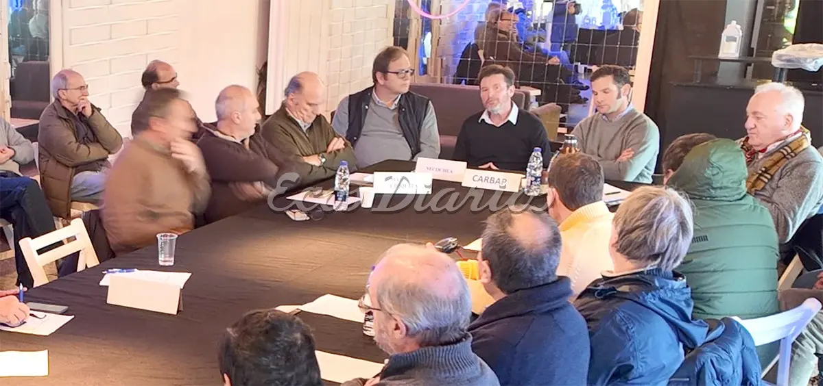 Reunión de Carbap. Participaron representantes de sociedades rurales