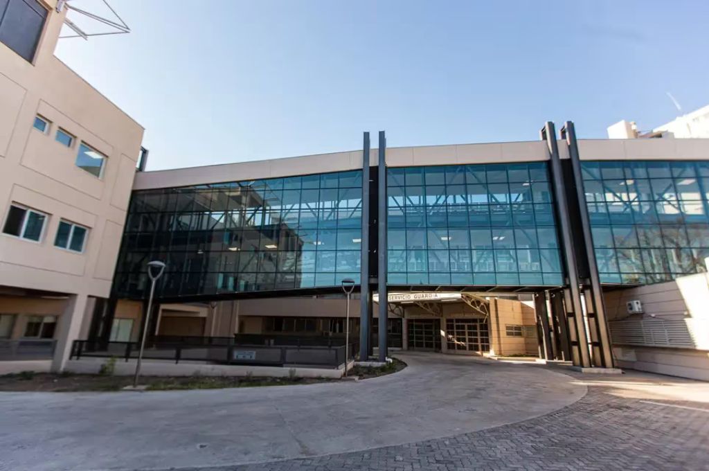 El herido fue identificado como Javier Mamaní (43).