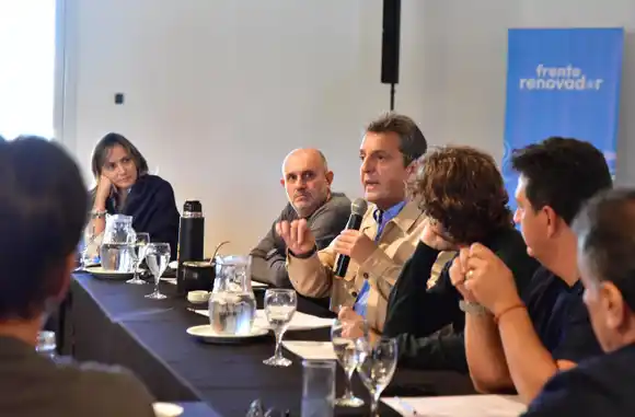Massa pidió unidad del PJ "sin egos": "La sociedad no llega a fin de mes y nosotros acá peleando por nuestros quilombos"