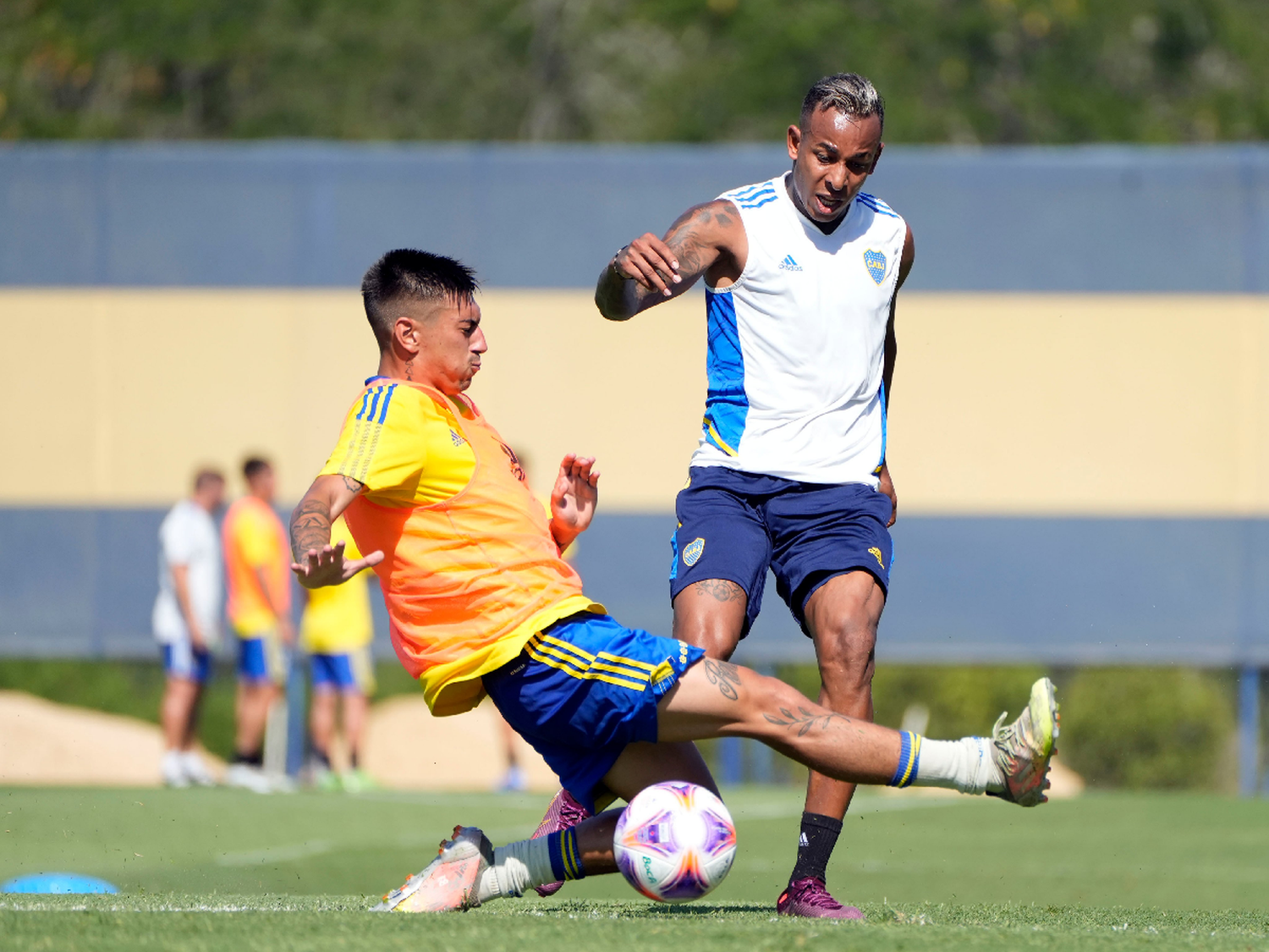 El "Xeneize" va por una estrella ante Patronato