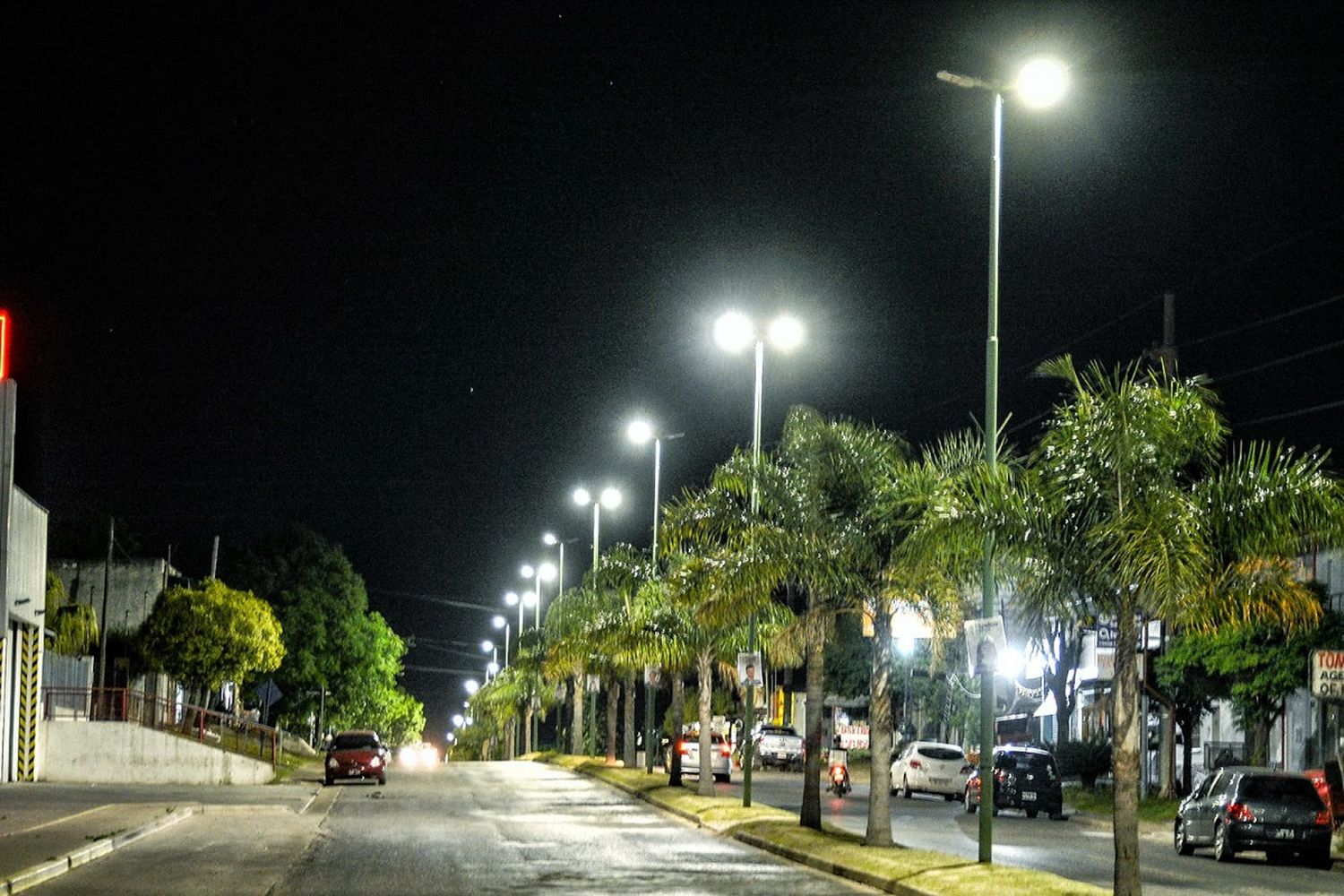 La ciudad se ahorra $3 millones mensuales  en el pago de alumbrado público