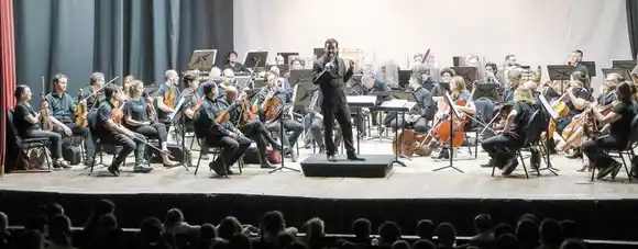 La Sinfónica ofreció dos funciones para escuelas en el Teatro 3 de Febrero