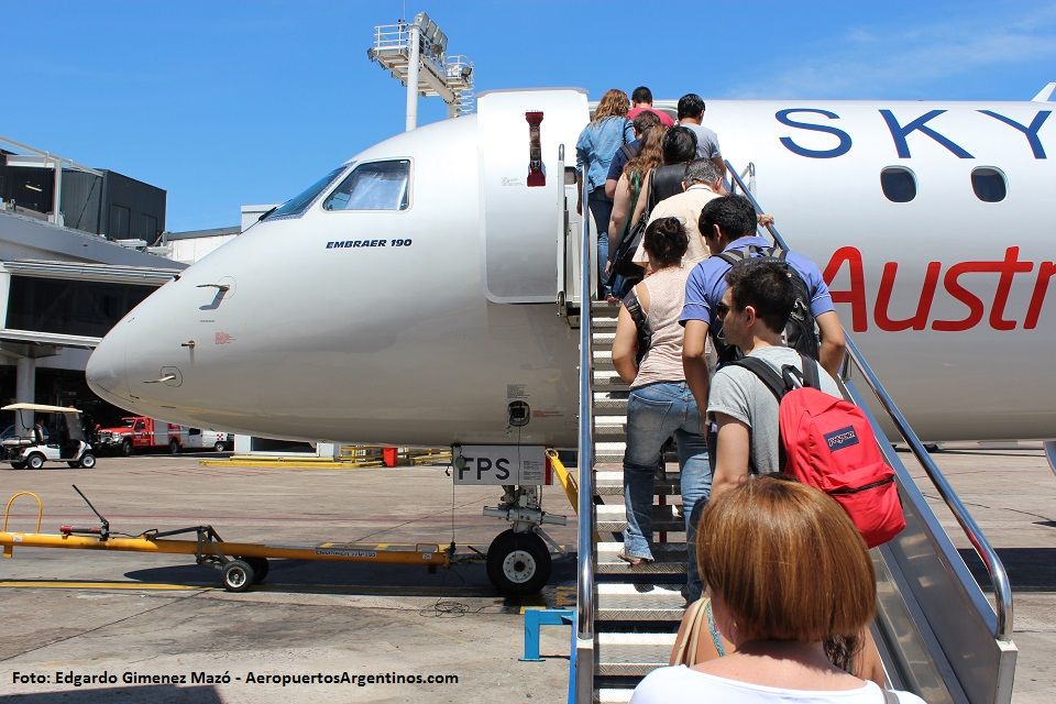 El tráfico en aeropuertos de AA2000 creció 5,1% durante julio