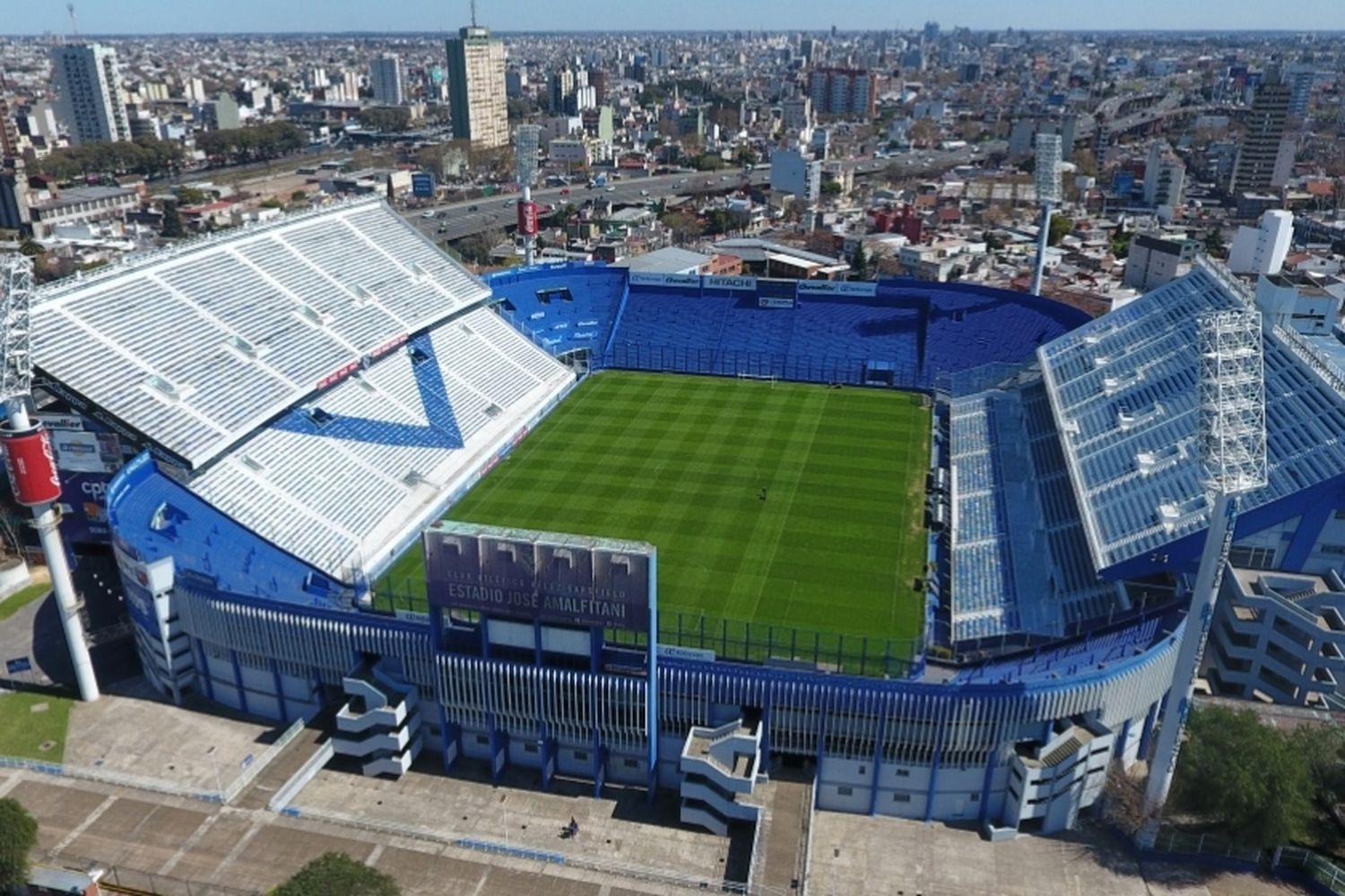 Cuatro jugadores del fútbol argentino denunciados por abuso sexual: fueron separados del plantel