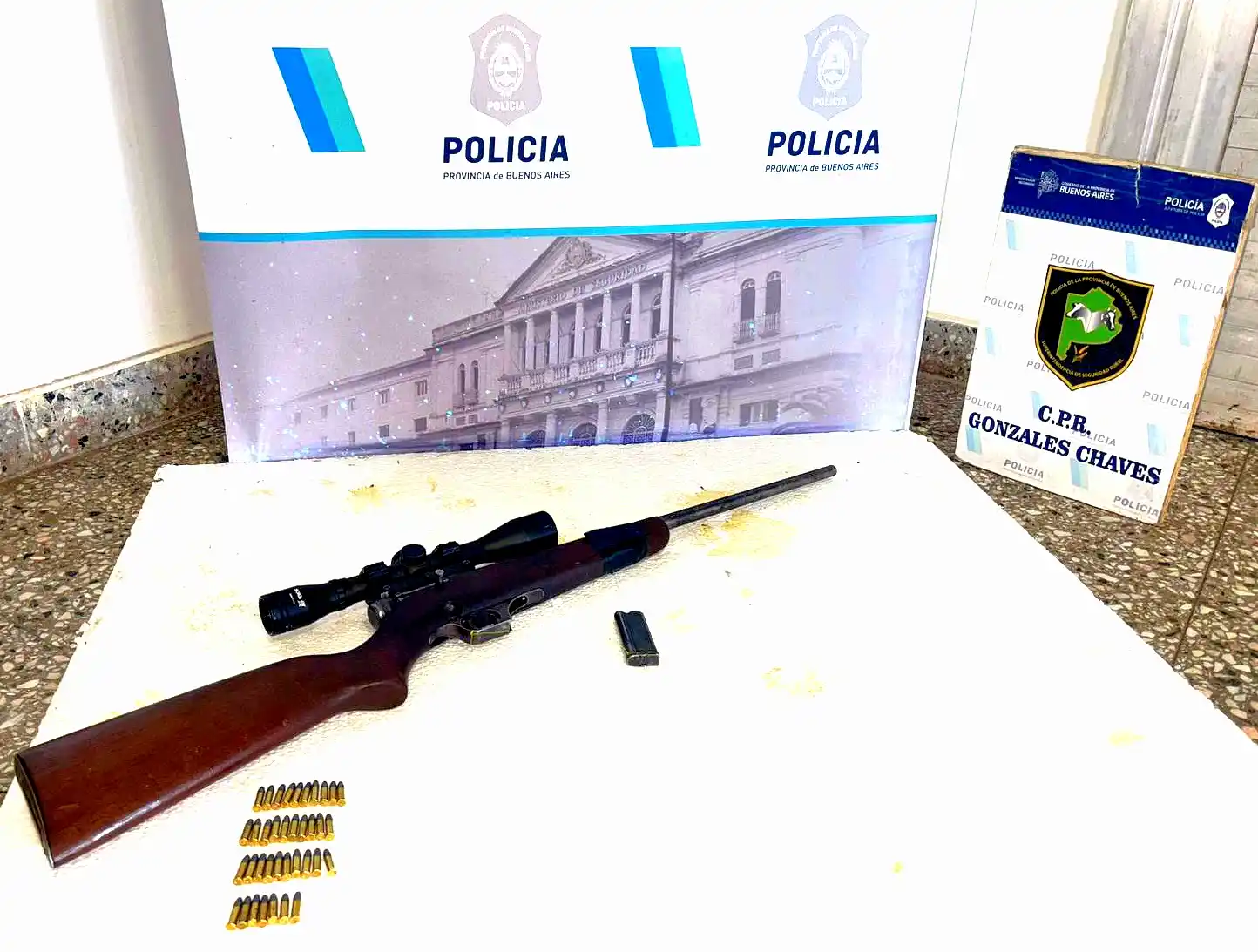 Aprehendido por circular con un arma de fuego sin documentación