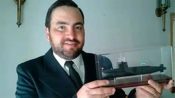 La madre del entrerriano que está en el ARA San Juan vive con angustia la espera de novedades