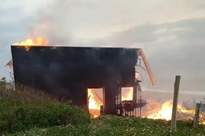 El restaurante tenía estructura de madera