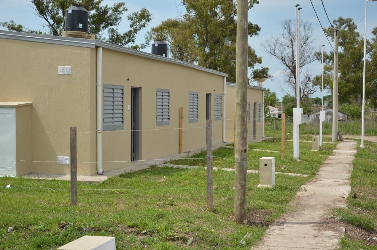 Frigerio llega a General Ramírez para la entrega de viviendas