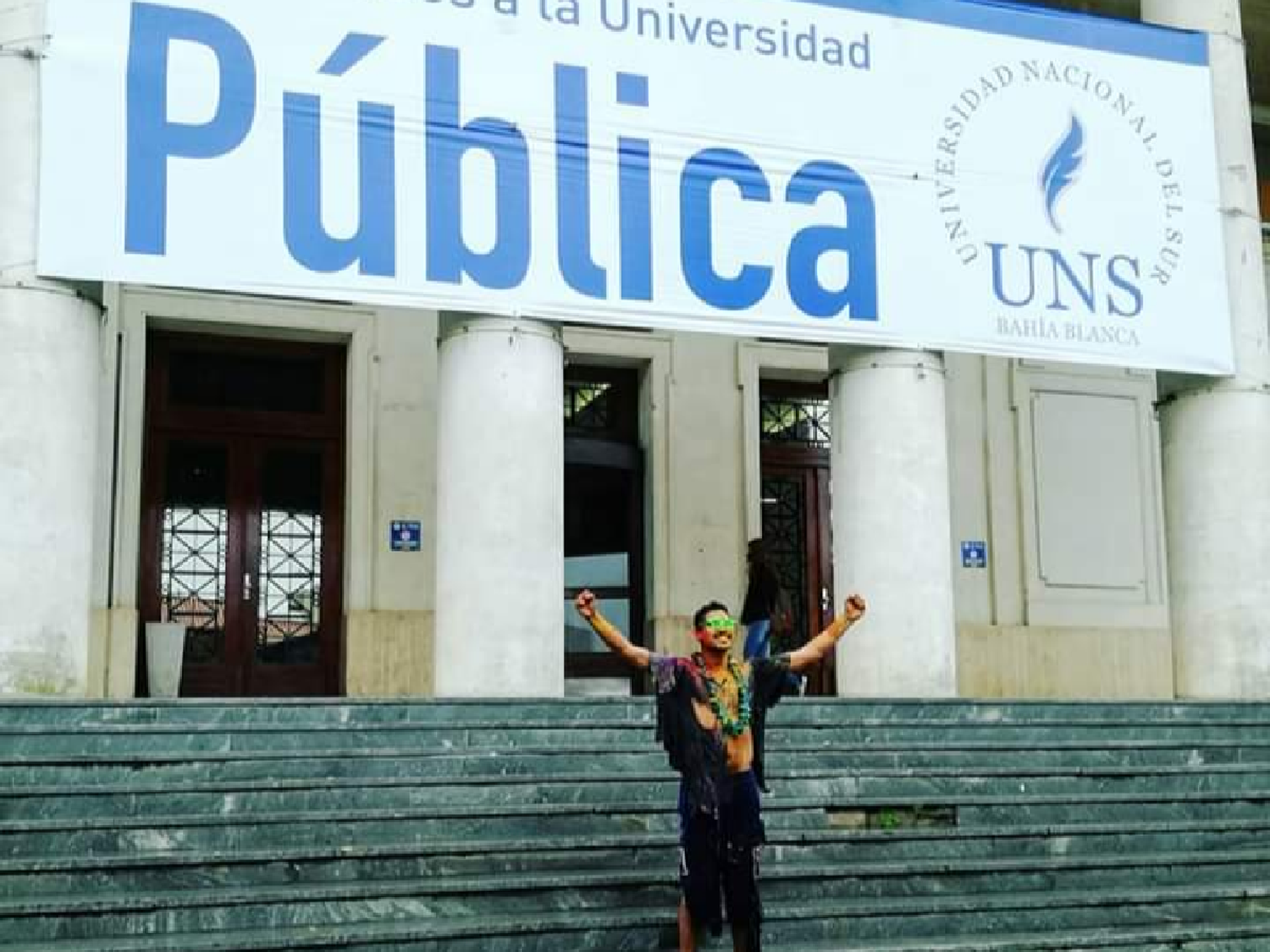 "Soy el hambre que pasaron mi papá y mamá": emotiva carta de un joven al recibirse de Licenciado en Química