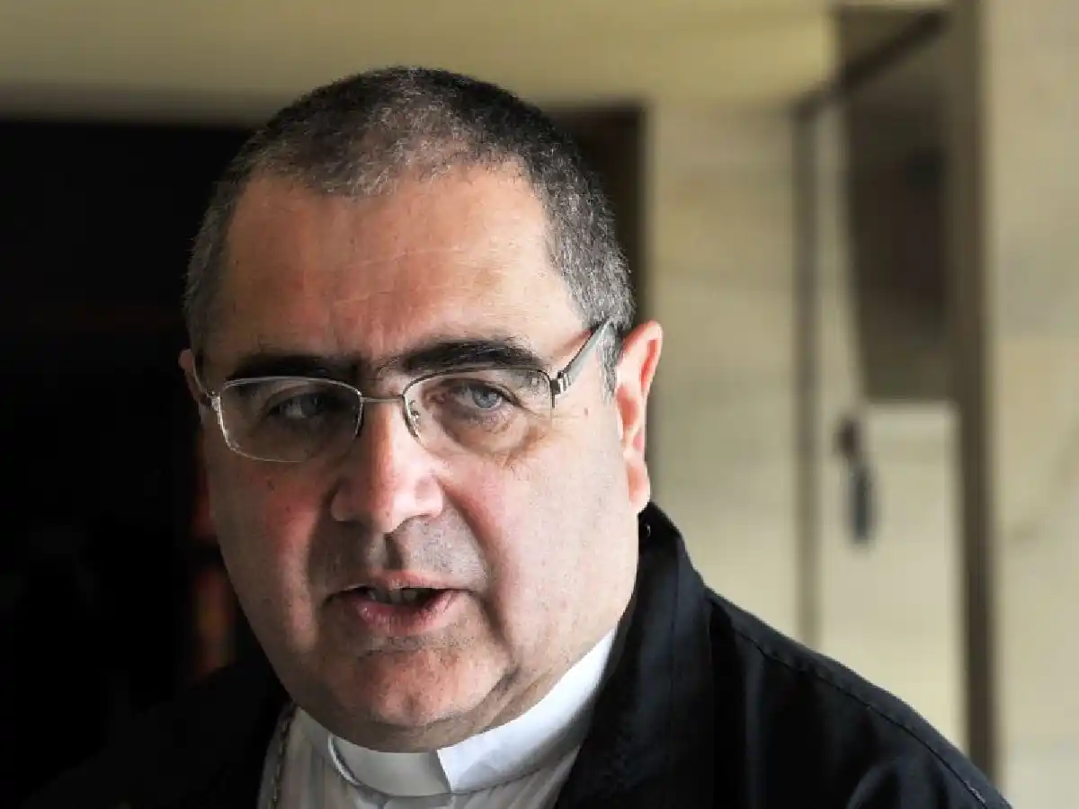 En su mensaje de Navidad, el obispo  Buenanueva instó a que “Seamos  como chicos frente al pesebre” 