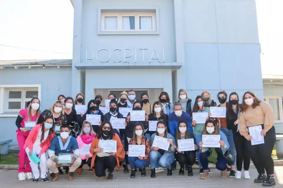 Imposición del nombre de Mónica Moyano a la sala de vacunación del hospital municipal de Ranchos