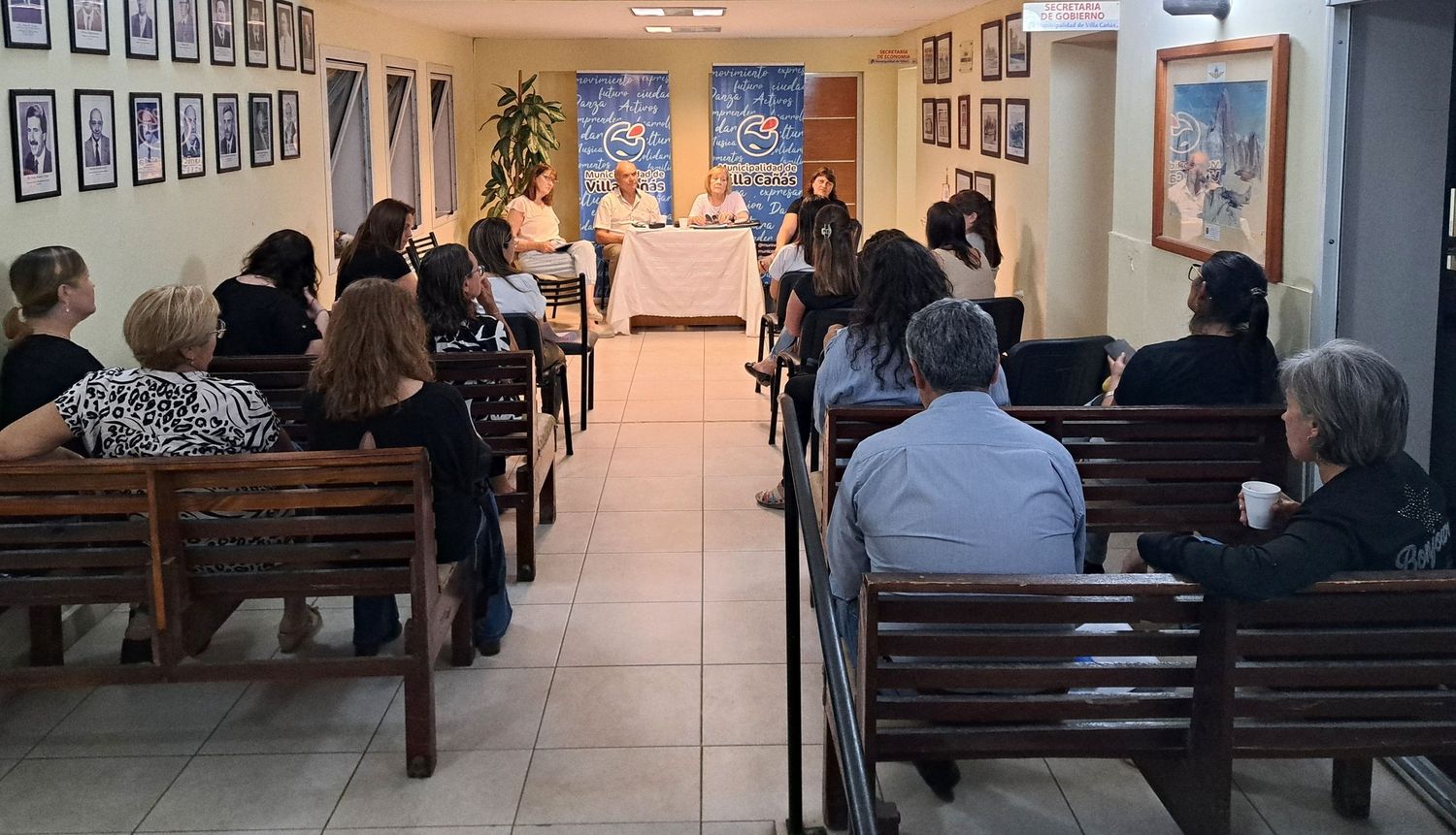 El encuentro se llevó adelante en la municipalidad de Villa Cañás.