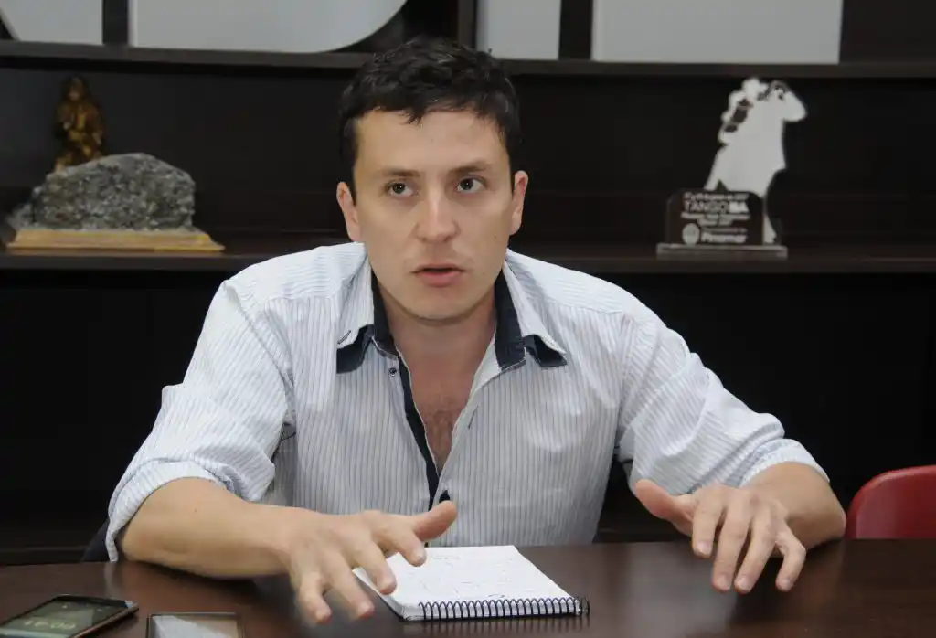 La Federación Universitaria expuso que el Municipio no abonó las becas de Tandil Estudia