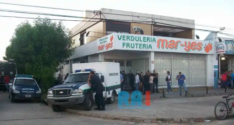 Crimen en Ramallo: Analizan el teléfono celular de García encontrado en la verdulería